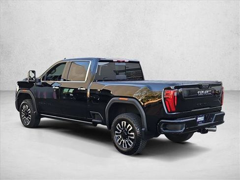 Used 2026 GMC Sierra 2500 Denali Ultimate w/ Max Trailering Package AWD/4WD image 7