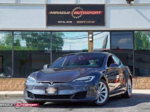 Used 2016 Tesla Model S 75D AWD/4WD image 1