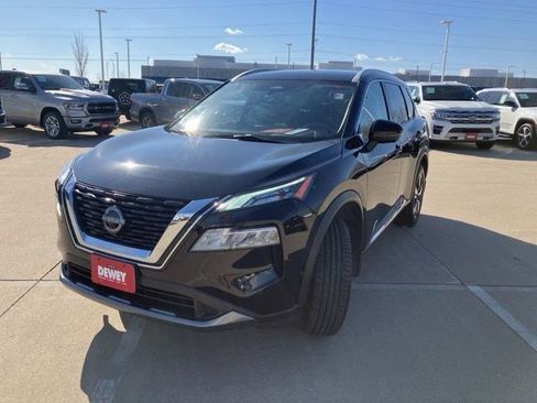 Used 2023 Nissan Rogue SL w/ SL Premium Package AWD/4WD image 3