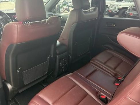 Used 2025 Dodge Durango GT AWD/4WD image 13