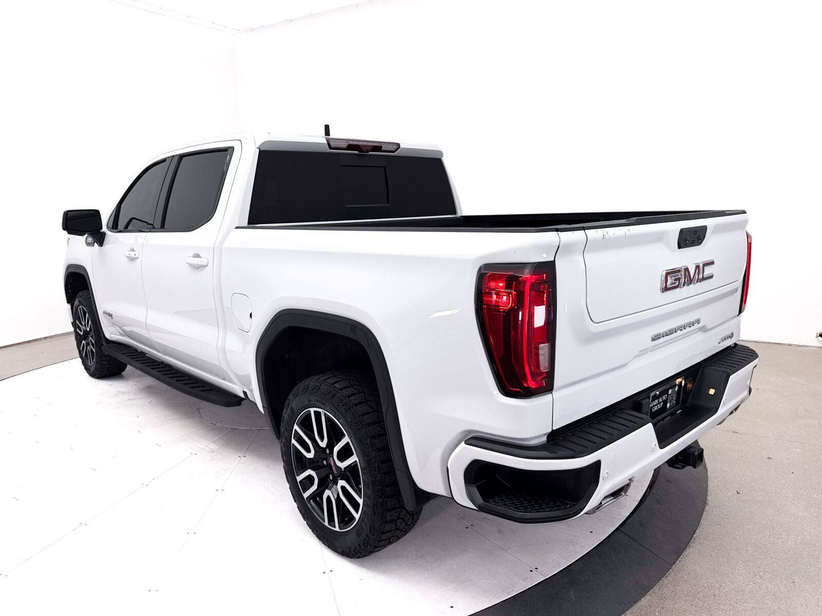 Used 2022 GMC Sierra 1500 AT4 w/ AT4 Premium Package AWD/4WD image 18