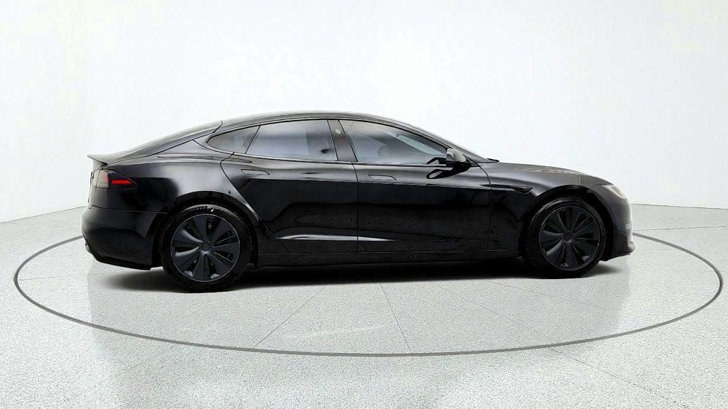 Used 2022 Tesla Model S Plaid AWD/4WD image 4