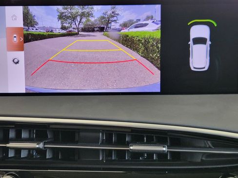 New 2026 Genesis GV70 2.5T AWD/4WD image 14