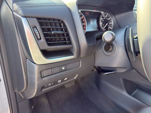 New 2026 Nissan Rogue SV image 14