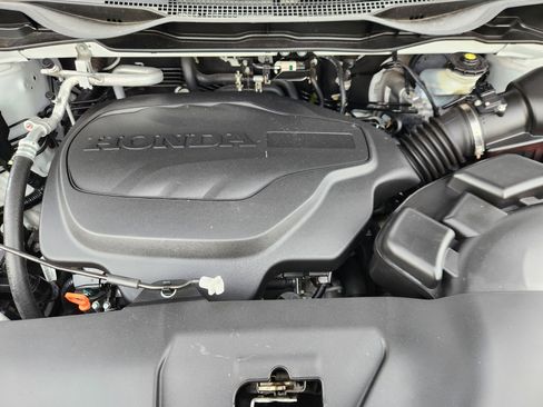 Certified 2022 Honda Odyssey Touring image 20