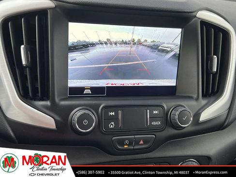 Certified 2024 GMC Terrain SLE w/ Driver Convenience Package AWD/4WD image 22