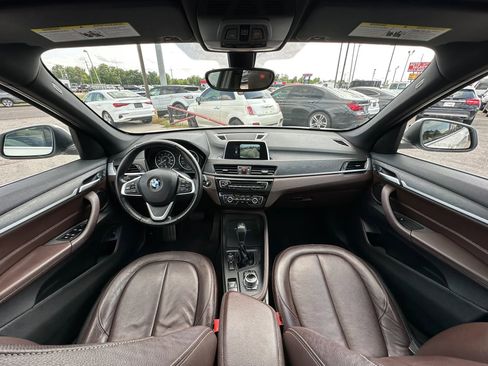 Used 2018 BMW X1 sDrive28i FWD image 11
