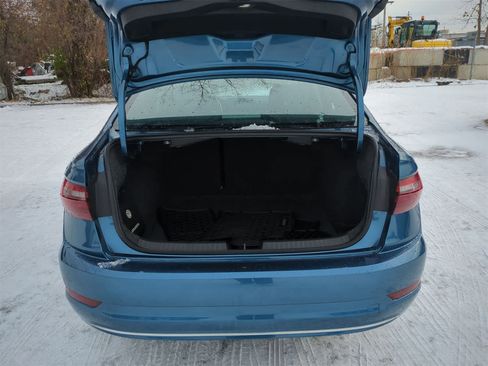 Used 2020 Volkswagen Jetta SE w/ SE Cold Weather Package image 34