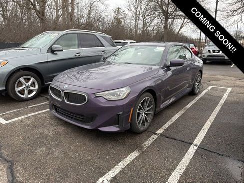 Used 2025 BMW 230i xDrive Coupe image 1
