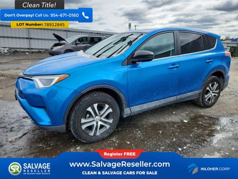 Used 2018 Toyota RAV4 LE w/ All Weather Liner Package image 1