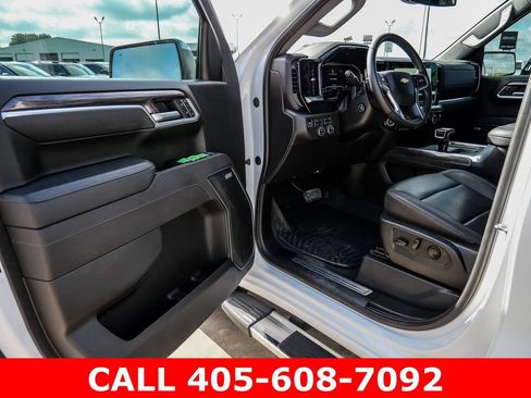 Used 2025 Chevrolet Silverado 1500 LTZ w/ Z71 Off-Road Package AWD/4WD image 31