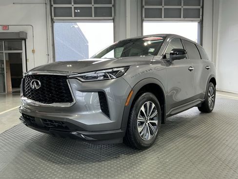 Used 2025 INFINITI QX60 Pure image 2