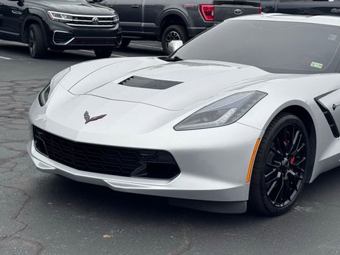 Used 2019 Chevrolet Corvette Stingray Coupe w/ 2LT Preferred Equipment Group RWD image 33