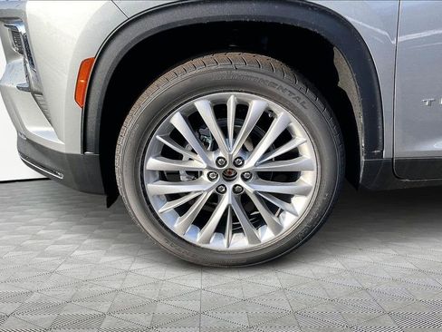New 2026 Chevrolet Traverse LT w/ Driver Confidence Package FWD image 15