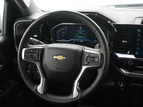Used 2024 Chevrolet Silverado 1500 LTZ w/ Z71 Off-Road Package AWD/4WD image 15
