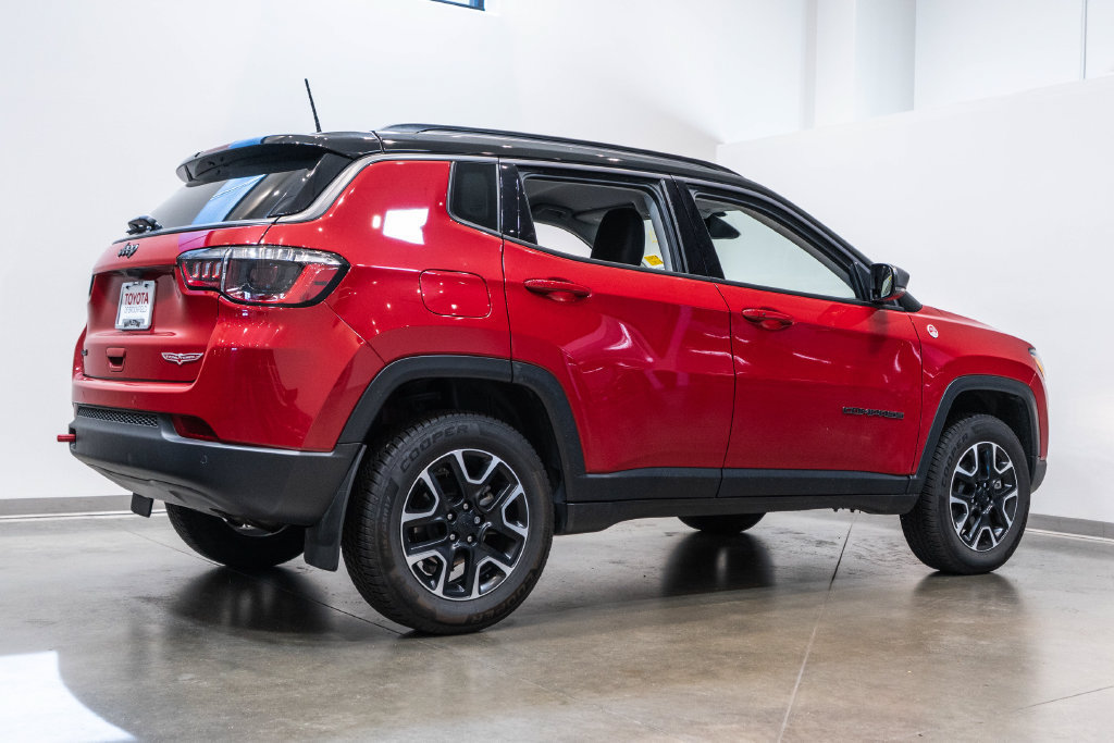 Used 2021 Jeep Compass Trailhawk w/ Convenience Group AWD/4WD image 11
