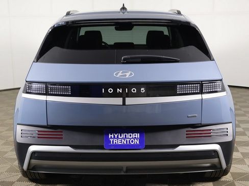 Used 2025 Hyundai Ioniq 5 SEL AWD/4WD image 13
