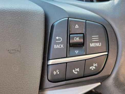 Used 2020 Ford Explorer Platinum w/ Premium Technology Package AWD/4WD image 26