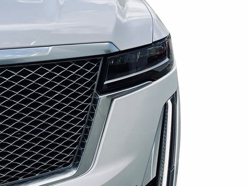 Used 2022 Cadillac Escalade ESV Premium Luxury Platinum w/ LPO, Floor Liner Package AWD/4WD image 6