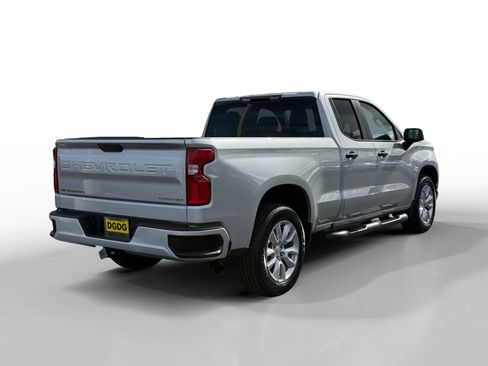 Used 2022 Chevrolet Silverado 1500 Custom RWD image 5