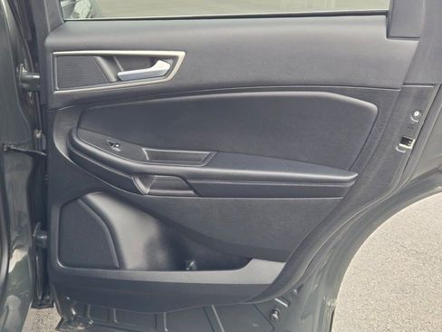 Used 2023 Ford Edge SEL w/ Convenience Package AWD/4WD image 9