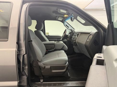 Used 2012 Ford F250 XLT w/ XLT Premium Pkg AWD/4WD image 27