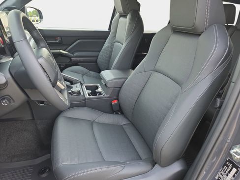 Used 2025 Toyota 4Runner TRD Sport Premium AWD/4WD image 15