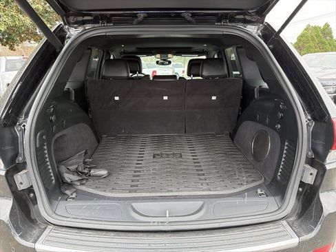 Used 2020 Jeep Grand Cherokee Limited image 10