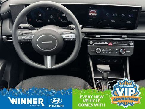 New 2026 Hyundai Tucson SE image 17