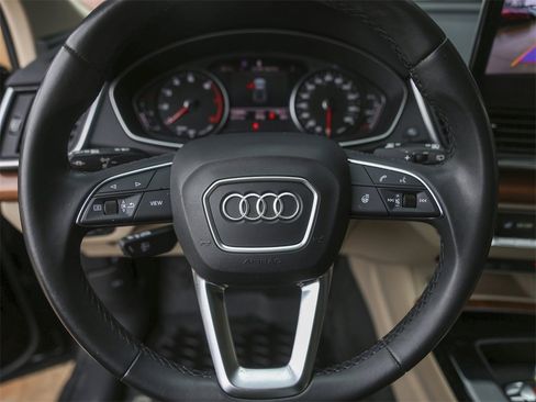 Used 2022 Audi Q5 2.0T Premium image 17