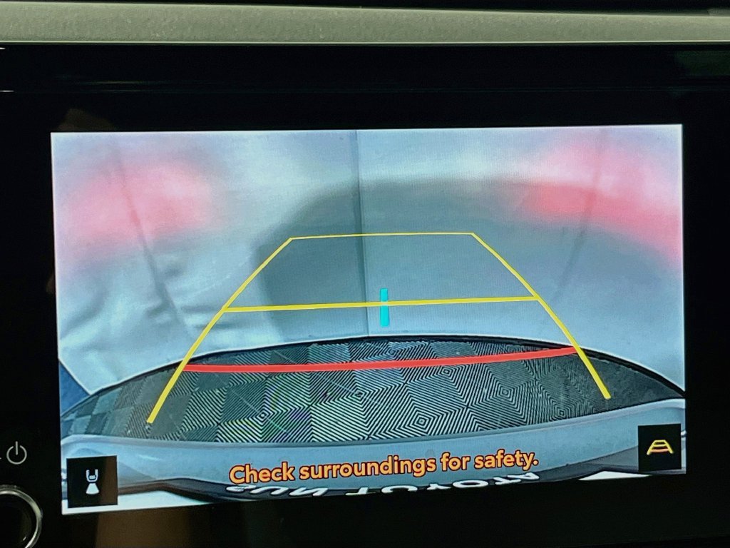 Used 2025 Toyota Camry SE FWD image 25