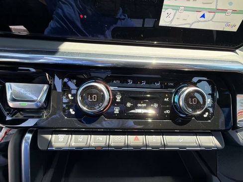 New 2026 GMC Sierra 3500 Denali Ultimate AWD/4WD image 16