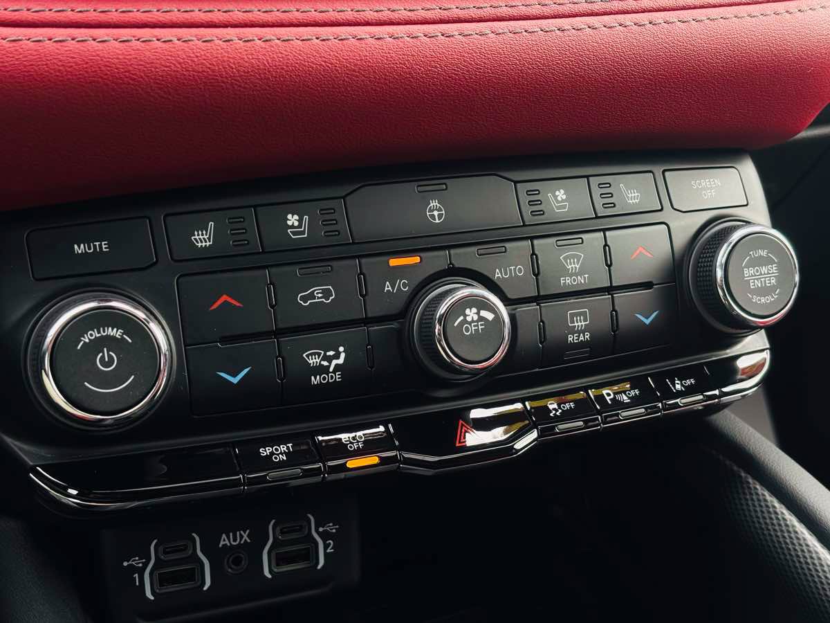 Used 2021 Dodge Durango R/T w/ Technology Group AWD/4WD image 66