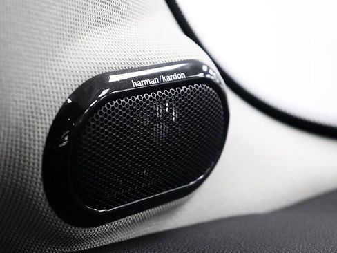 Used 2020 MINI Cooper S w/ Premium Package FWD image 40