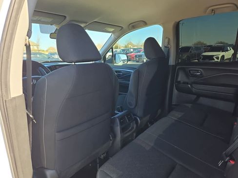 Used 2021 Honda Ridgeline Sport image 15