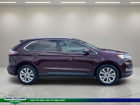 Used 2022 Ford Edge Titanium AWD/4WD image 3