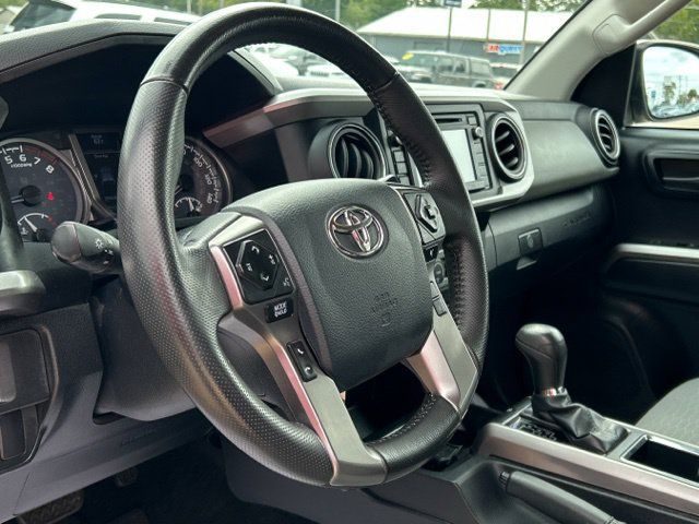 Used 2019 Toyota Tacoma SR5 AWD/4WD image 29