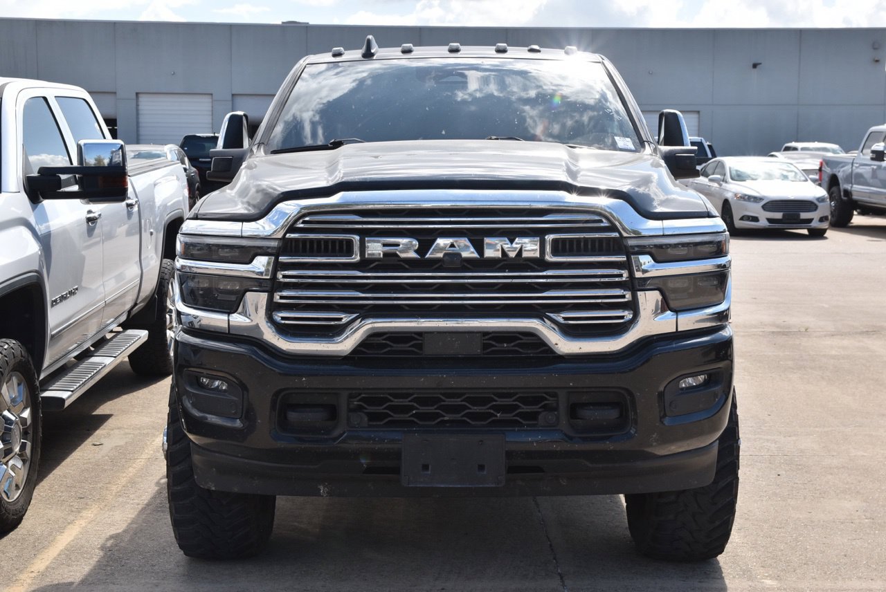 Used 2026 RAM 3500 Laramie w/ Max Tow Package AWD/4WD image 3