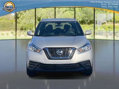 Used 2020 Nissan Kicks SV image 22
