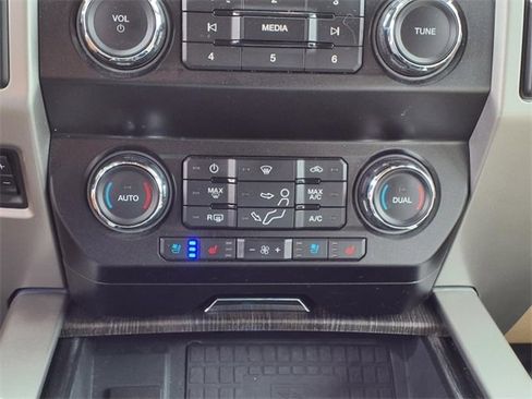 Used 2021 Ford F350 Lariat w/ Lariat Ultimate Package image 25