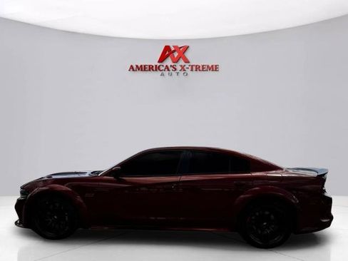 Used 2022 Dodge Charger Scat Pack RWD image 2