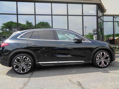 Used 2023 Mercedes-Benz EQE 350+ 4MATIC SUV image 3