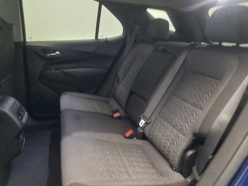 Used 2022 Chevrolet Equinox LT FWD image 18