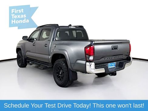 Used 2022 Toyota Tacoma SR5 image 5