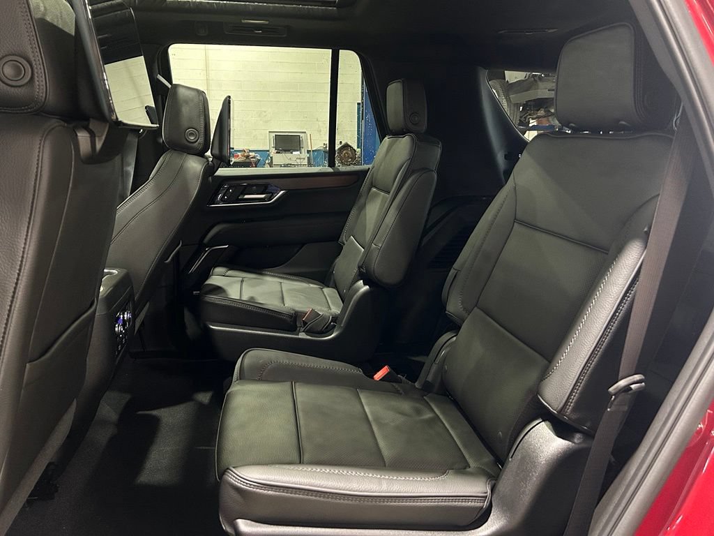 New 2026 GMC Yukon Denali w/ Advanced Technology Package AWD/4WD image 38