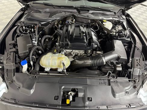 Used 2020 Ford Mustang Premium RWD image 33