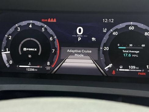 Used 2025 Toyota Tacoma Limited AWD/4WD image 24