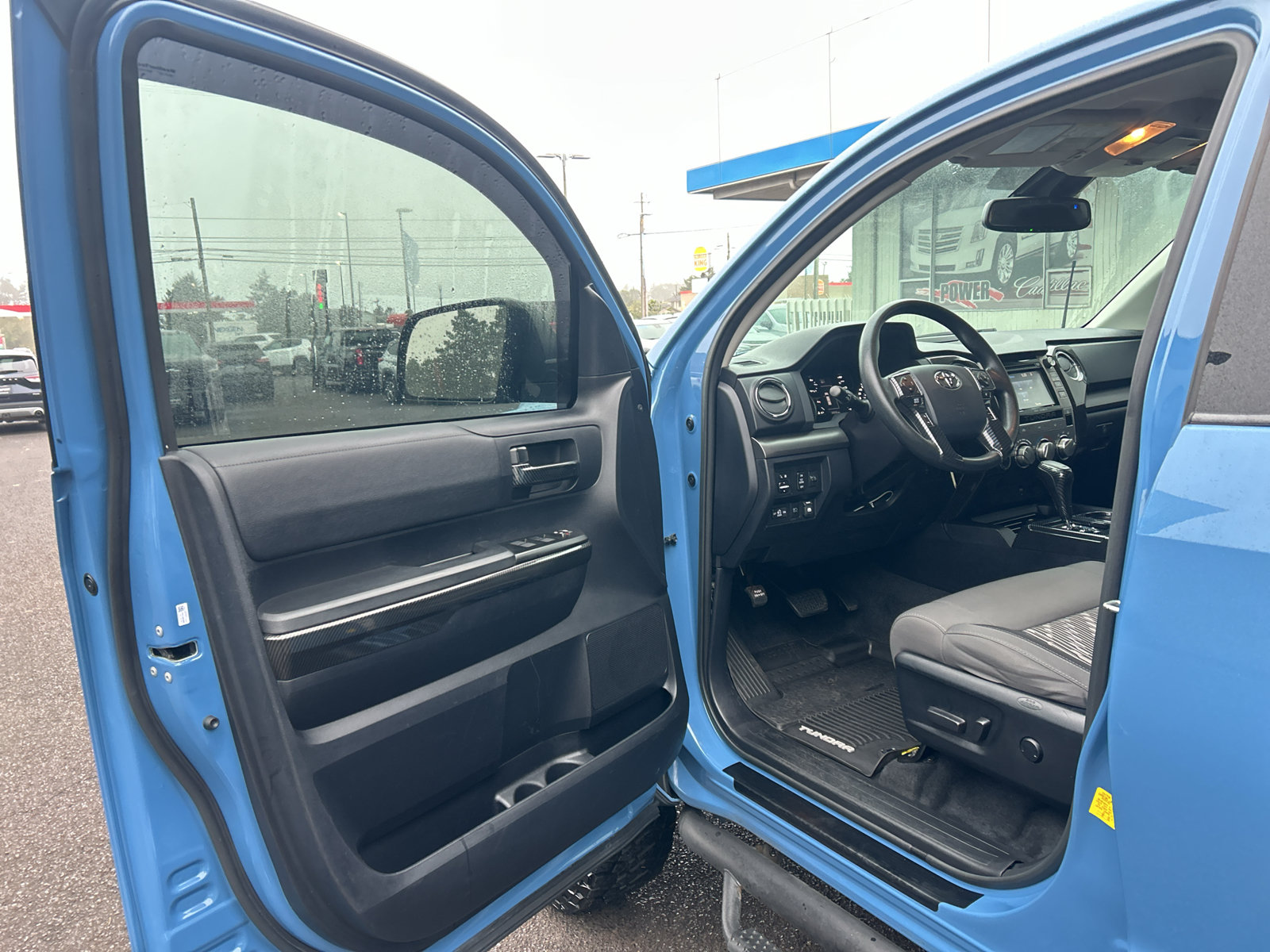 Used 2019 Toyota Tundra SR5 w/ TRD Off Road Package AWD/4WD image 11