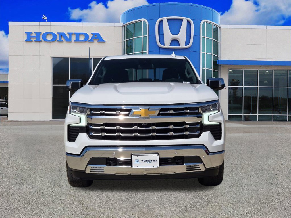 Used 2023 Chevrolet Silverado 1500 LTZ AWD/4WD image 8