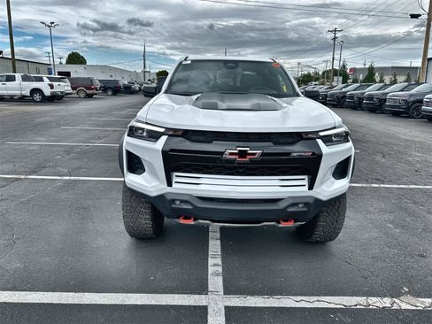 New 2026 Chevrolet Colorado ZR2 w/ Technology Package image 3